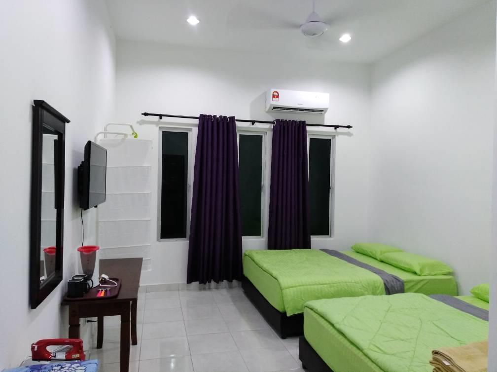 D' Surya Lavender Inn Pantai Cenang  Exteriör bild